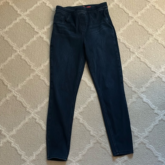 Spanx fitted dark washed jeans - Picture 1 of 10